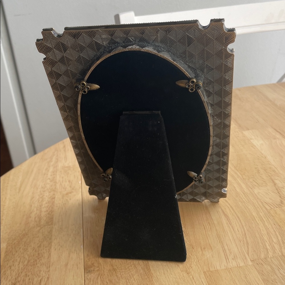 Bombay Ornate Gold Photo Frame - Picture 5 of 6